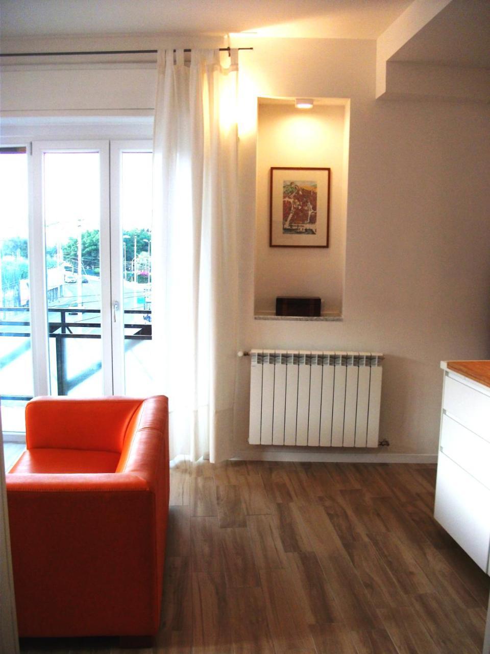 קליארי Bright Apartment מראה חיצוני תמונה