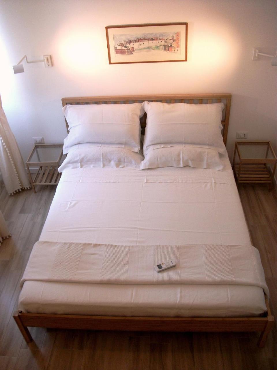 קליארי Bright Apartment מראה חיצוני תמונה